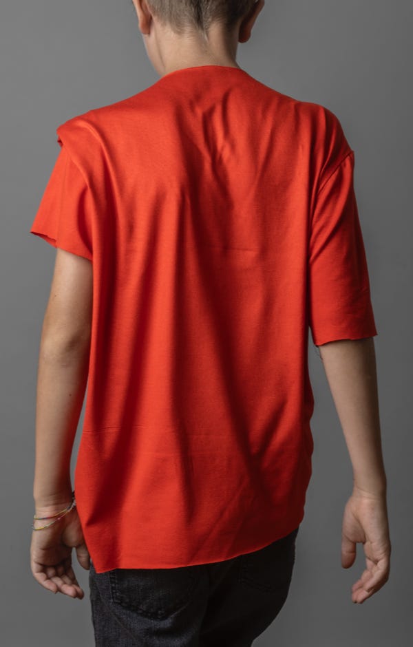 RED OVERSIZED TEE