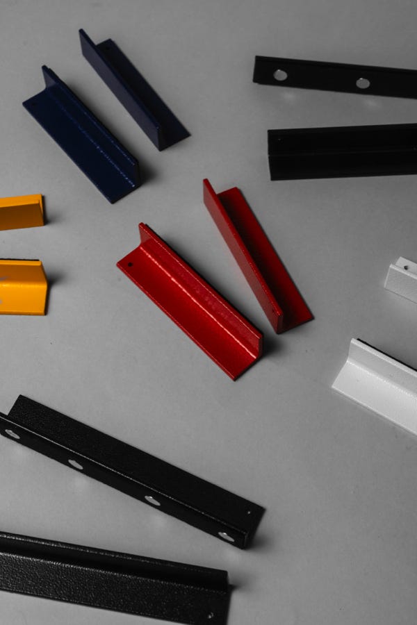 INDUSTRIAL PHOTO STAND