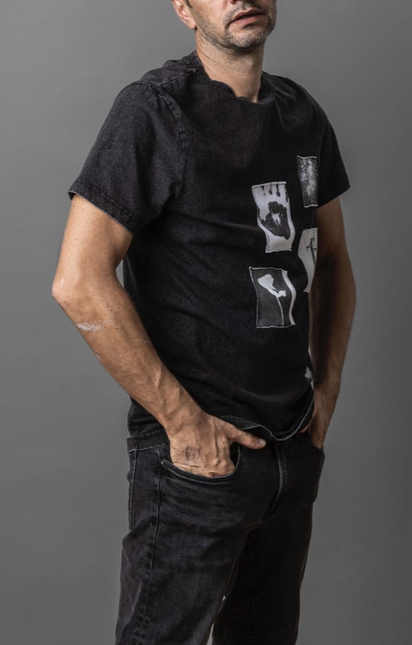 BLACK ACID ROUND NECK TEE 